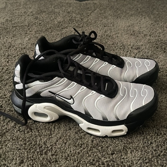 Nike - Picture 6 of 7